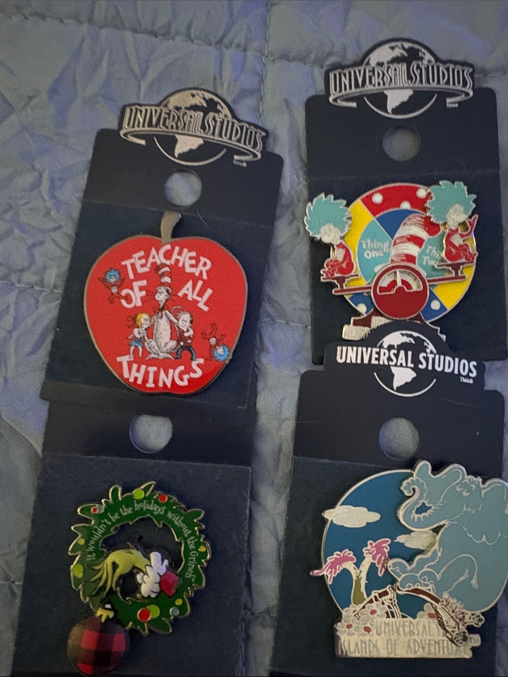 Universal Studios Enamel Pin Set -Multi Color dr. Seuss cat in hat grinch n more - Picture 4 of 10